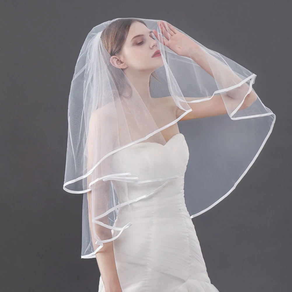 

Simple Short Tulle Wedding Veils Two Layer With Comb White Bridal Veil for Bride for Marriage Church Accessories Ribbon Edge