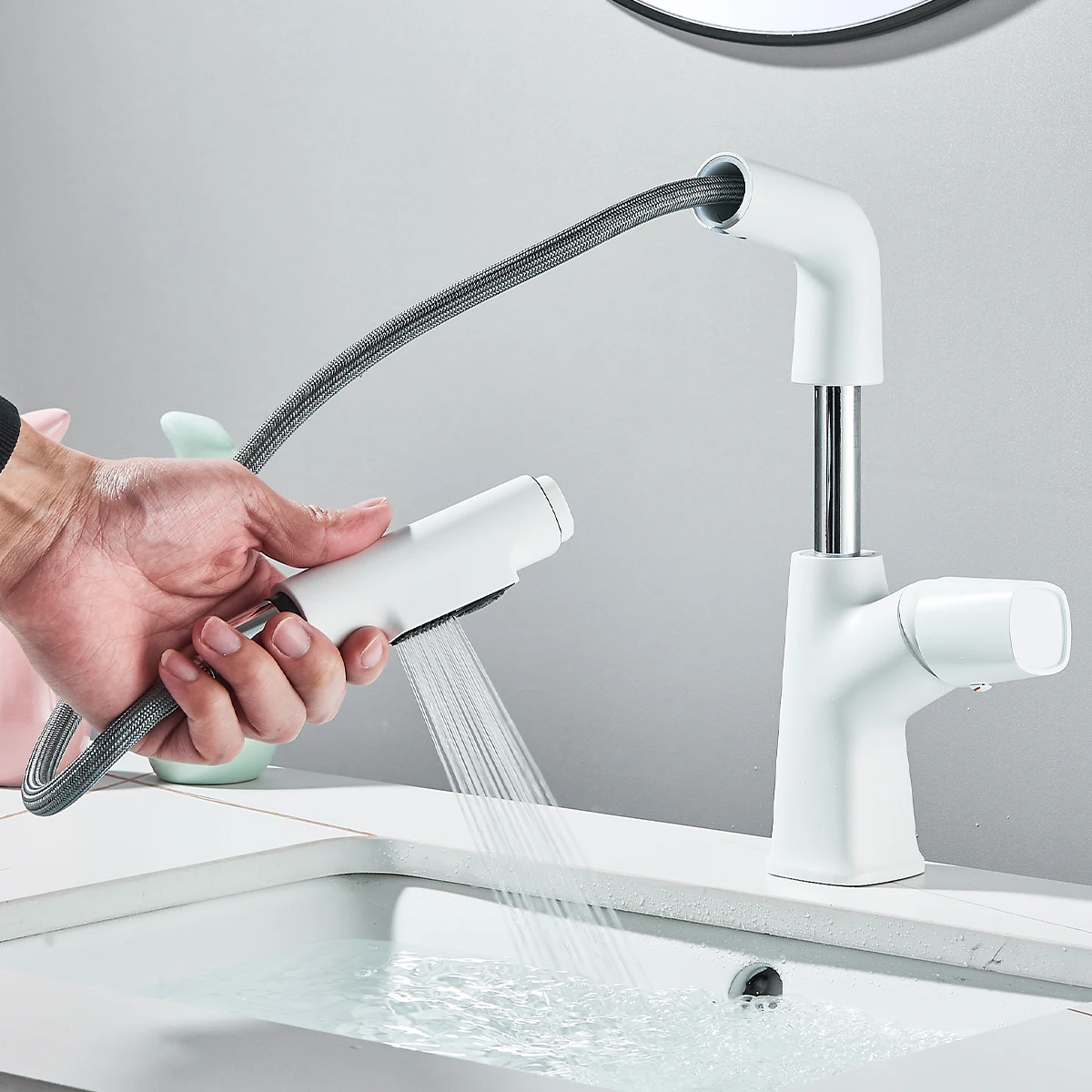 

Выдвижной смеситель для раковины, выдвижной кран для горячей и холодной воды, 2 режима, одна ручка, поворот на 360 °, крепление на раковину