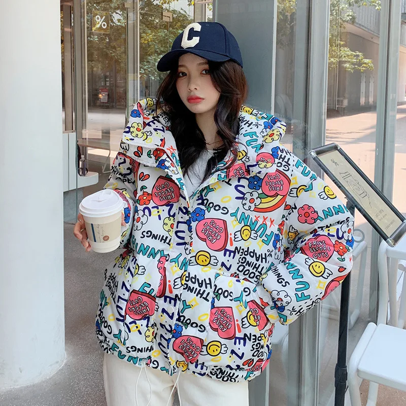 

2021 Winter Oversize Cartoon Print Padded Coats Women Korean Fashion Short Hooded Parka Female Casual Warm Down Jacket Harajuku
