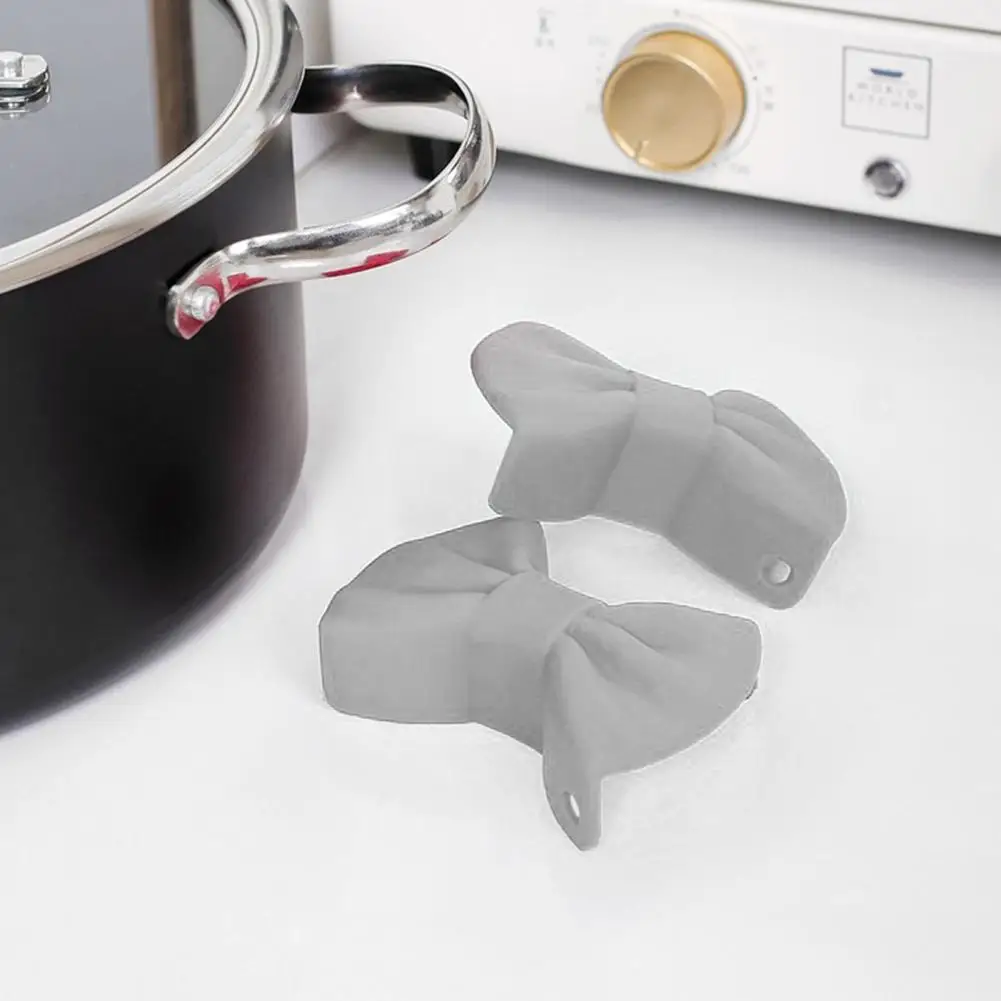 

1 Pair Pot Holder Clip Durable Comfortable Grip Pot Holder Clip Bowknot Shape Anti-slip Hot Skillet Handle Cover