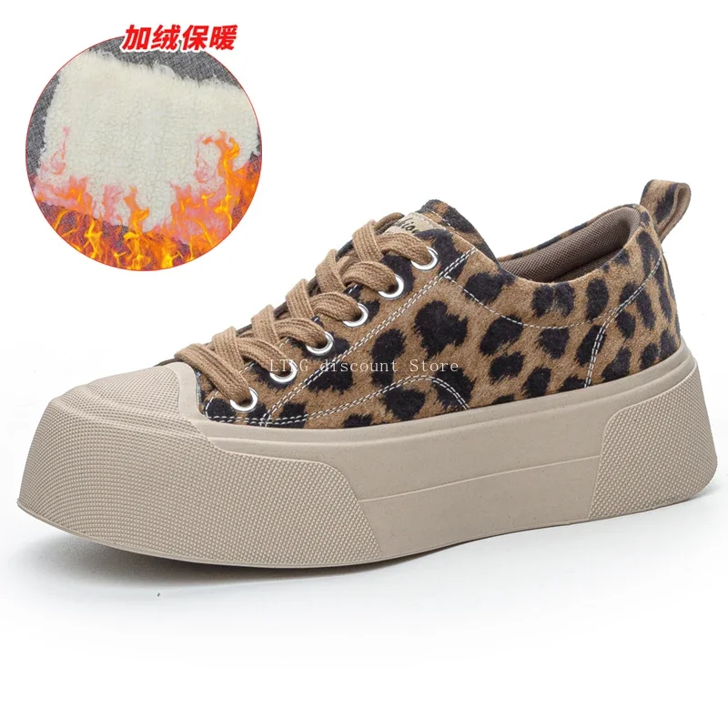 Осенние женские туфли брендовые кроссовки на платформе новинка 2024 увеличение