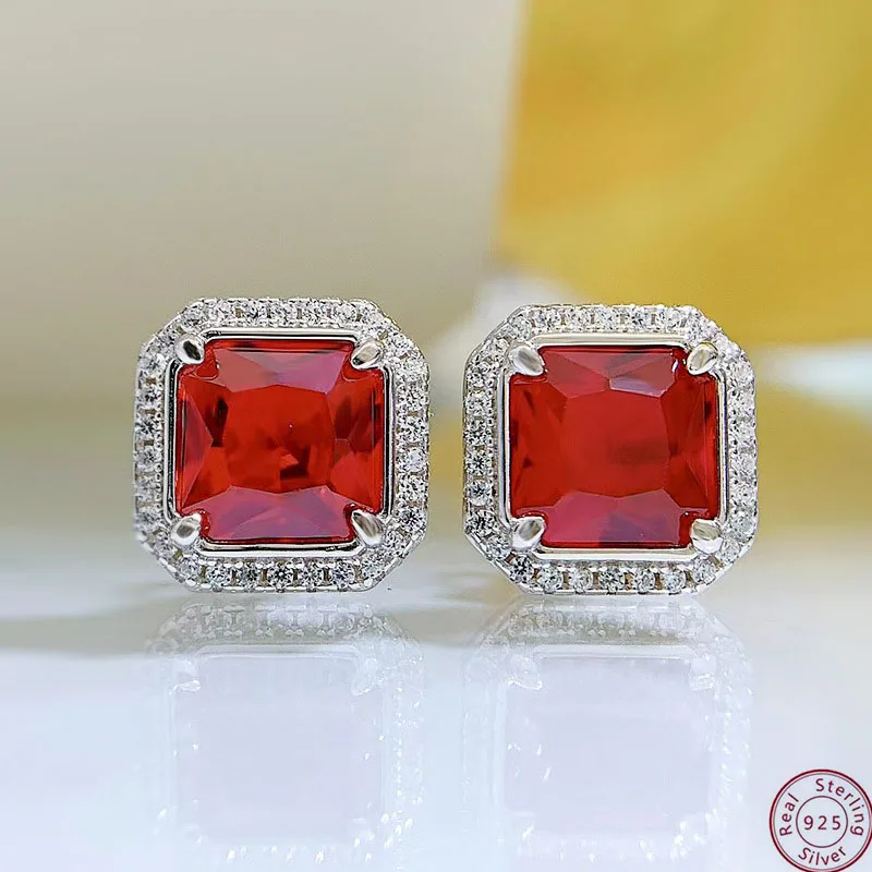 

Женские серьги из серебра 925 пробы, с драгоценными камнями