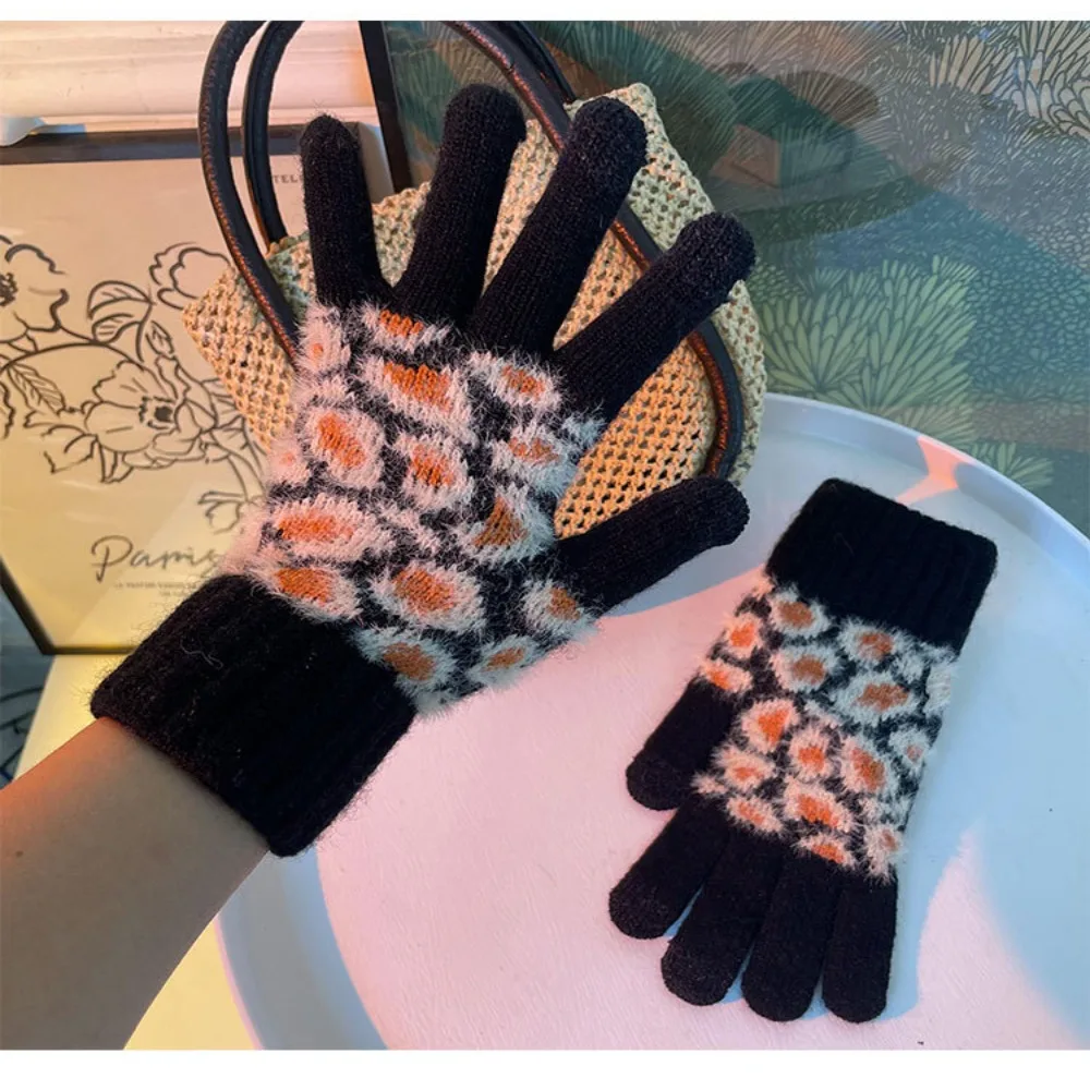 

Велосипедные Зимние перчатки для активного отдыха леопардовые простые для вождения сенсорные перчатки женские перчатки бархатные плотные варежки