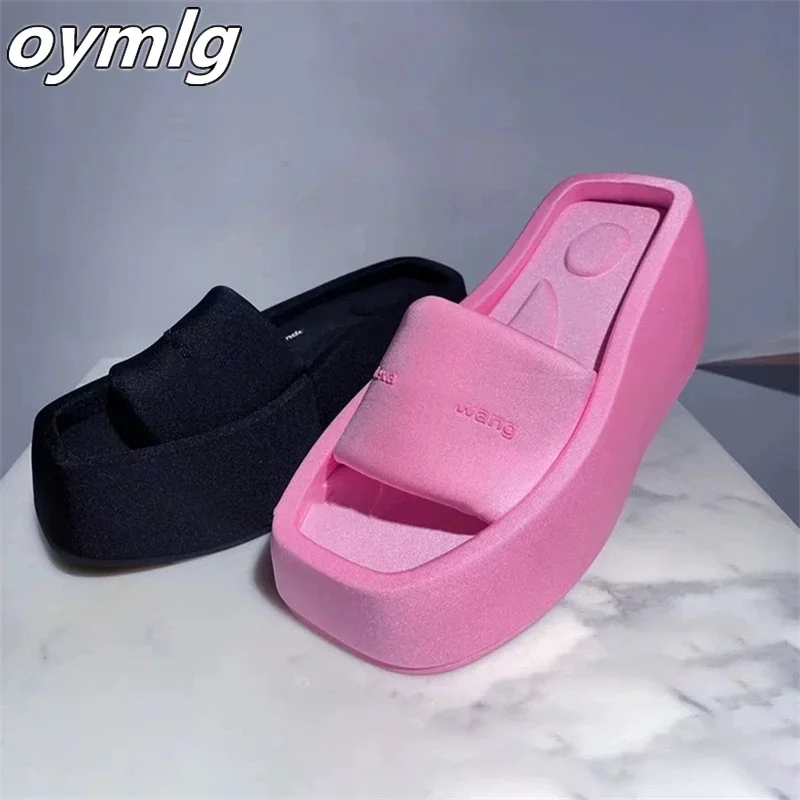 

Новинка лета 2022, губчатые тапочки на толстой подошве для увеличения роста малыша и демонстрации стройных ножек, женские Тапочки