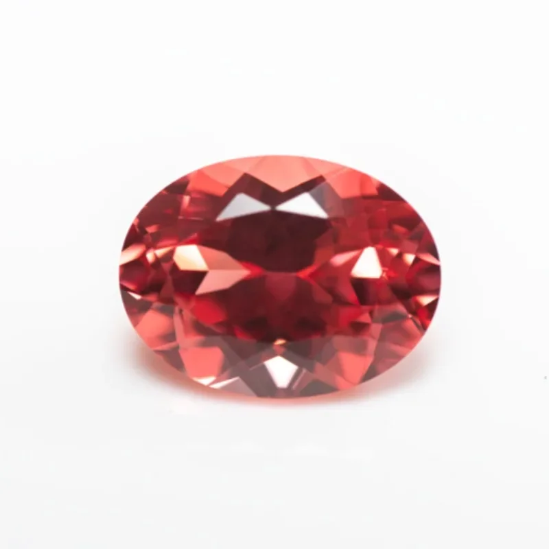 Выращенный в лаборатории папальча огненный лотос цвет овальной формы