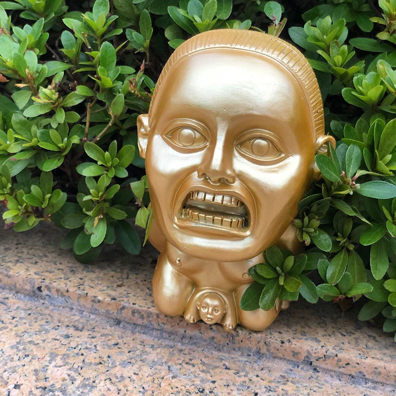 

Статуэтка Индиана Джонс из смолы для декора, 7 х11х1, 5 см