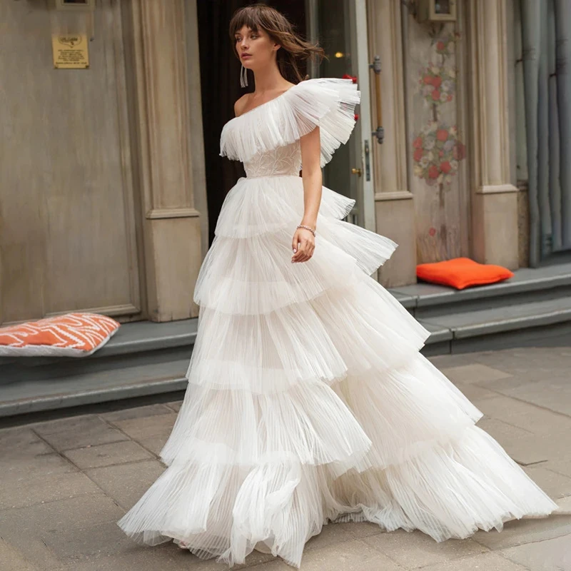 

White One Shoulder A-line Pleat Woman Formal Wedding Guest Evening Prom Dresses Tiered Court Train 2023