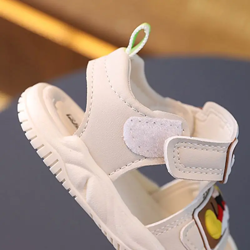 Сандалии для маленьких мальчиков и девочек мягкие Нескользящие с мультяшным