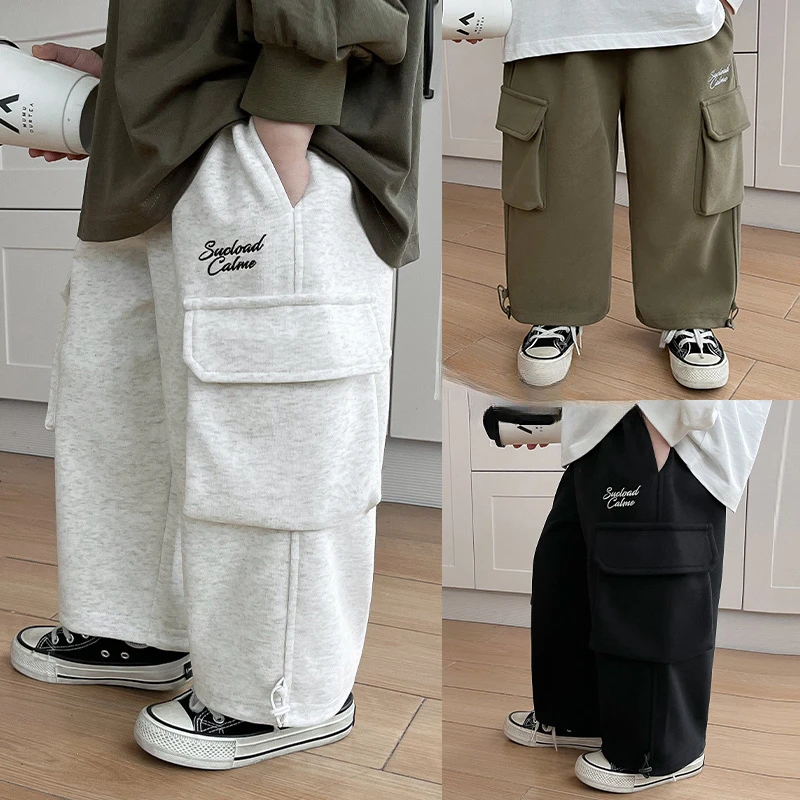 Spodnie dziecięce 2024 wiosenne koreańskie spodnie na co dzień zagraniczny styl haftowane chłopięce dresowe i dziewczęce