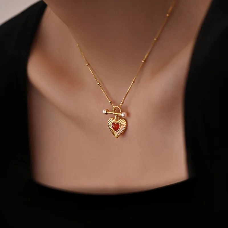 Morivovog Real 925 Sterling Silver OT Clasps Red Agate Heart Pendant Necklace Lady Retro Pearl Clavicle Chain 2022 Fine Jewelry