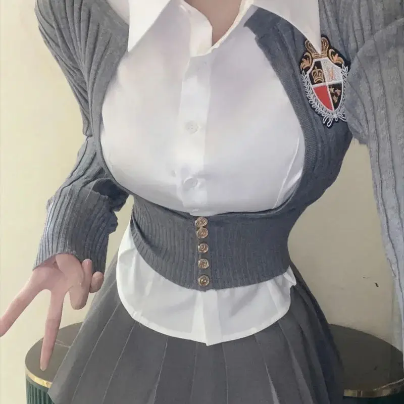 Юбка короткая серая тонкая мини-юбка униформа корейская модная юбка для девочек