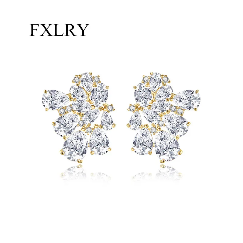 

Женские серьги-гвоздики с фианитами, золотистого цвета