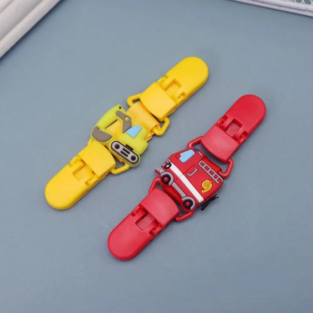 

1Pcs Cute Handkerchief Clips Ultralight Soother Holder Lovely Easy Cleaning Baby Bib Pacifier Holder