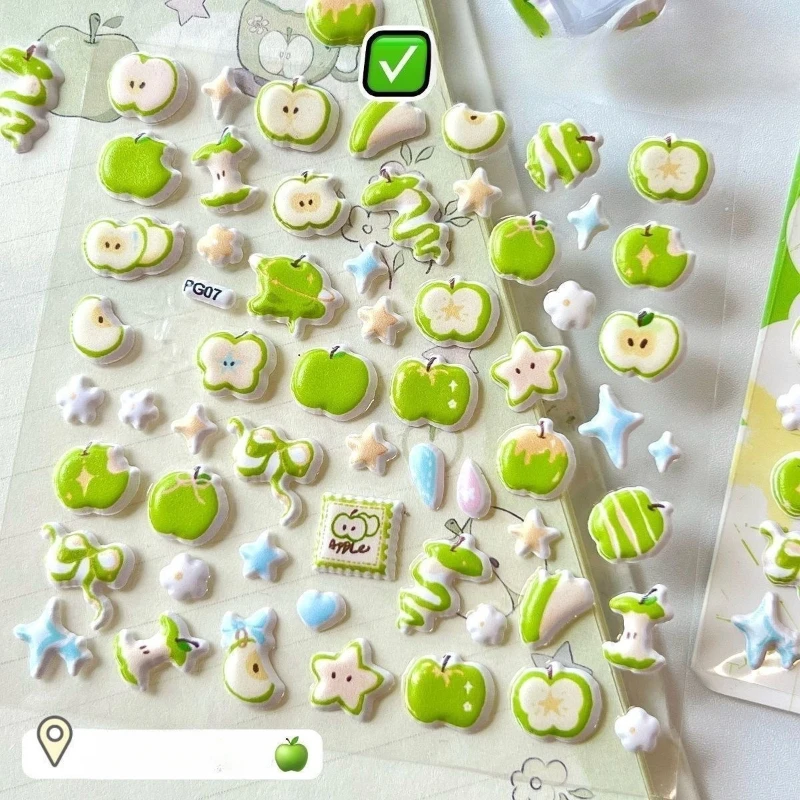 

Ретро наклейка с яблоком