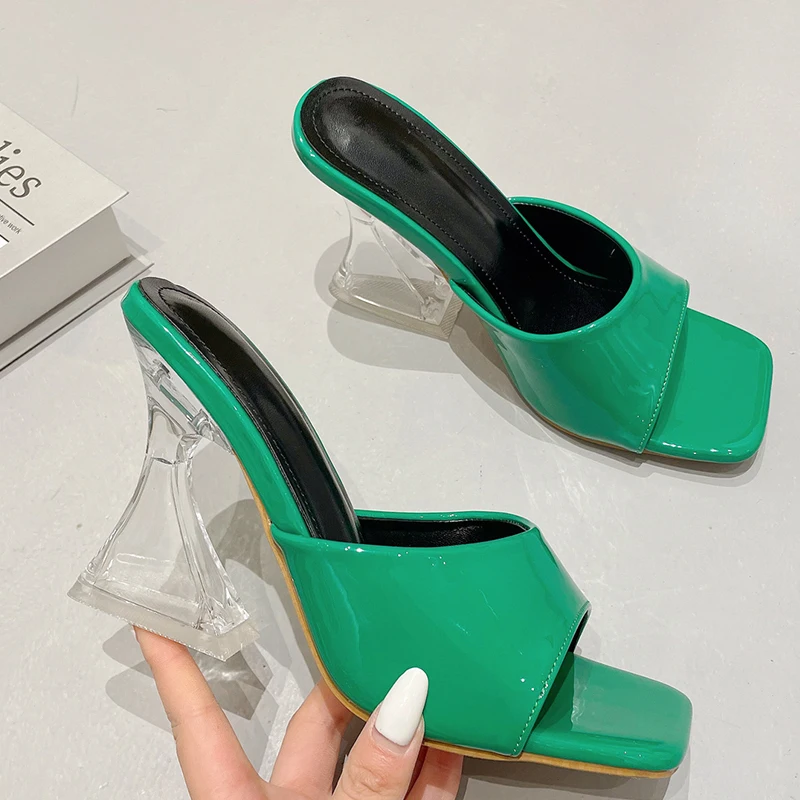 

2022 New Ladies Crystal High Heels Woman Pumps Black Green Fashion Peep Toe Female Shoes Fashion Rubber Slippers Sandals Slides