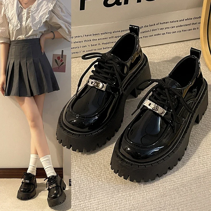 Туфли-лодочки женские на шнуровке оксфорды круглый носок среднем каблуке