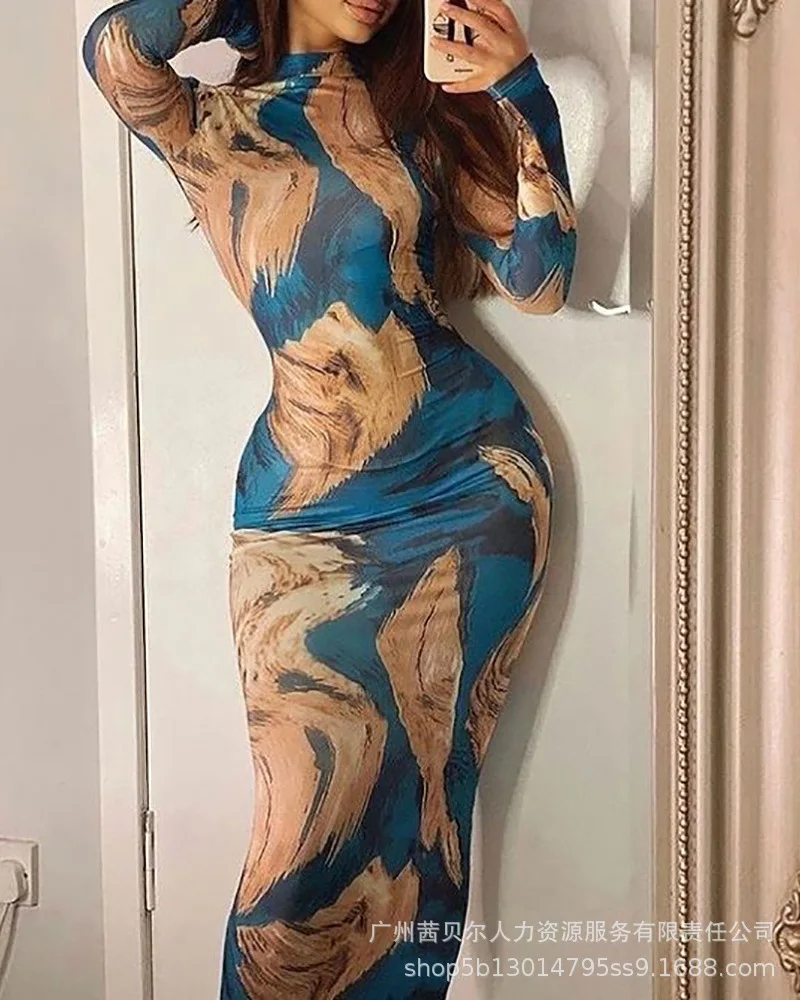 

Женское облегающее платье с воротником-стойкой, длинным рукавом и синим принтом, лето 2022