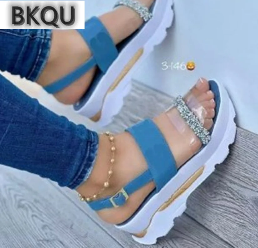 

2022 summer new fashion wedge heel women's thick sole buckle street summer shoes punk beach wedge heel women's sandals