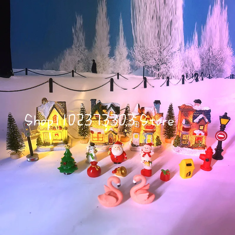 

2023 New Christmas Luminous Small House Ornament Creative 18-piece Set Village European Snow House Decoration Christmas Gift