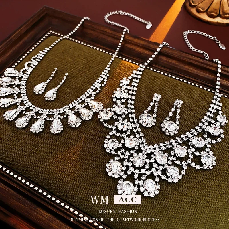 Geometric Waterdrop Fringed Necklace with Diamonds Elegant Fashionable Lockbone Chain European and American Light Luxury High-En