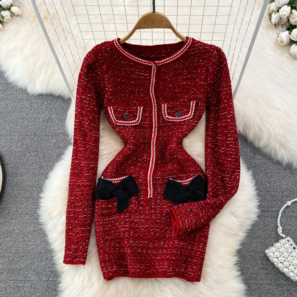 Autumn and Winter Waist Slimming Retro Temperament Long-sleeved Round Neck Knitted Buttock Dress