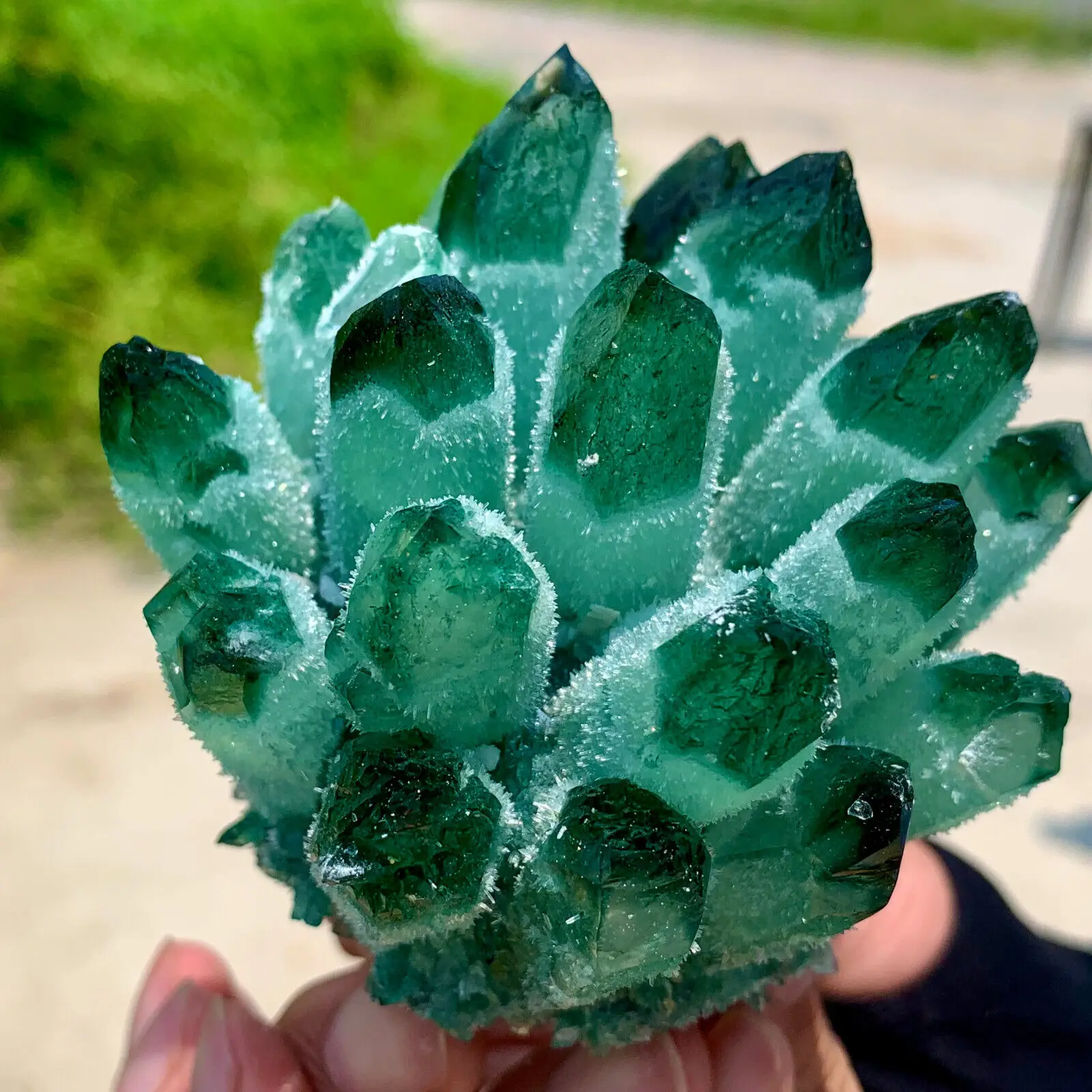 

Pretty Green PHANTOM Crystal Cluster Rough Splicing Mineral Specimen