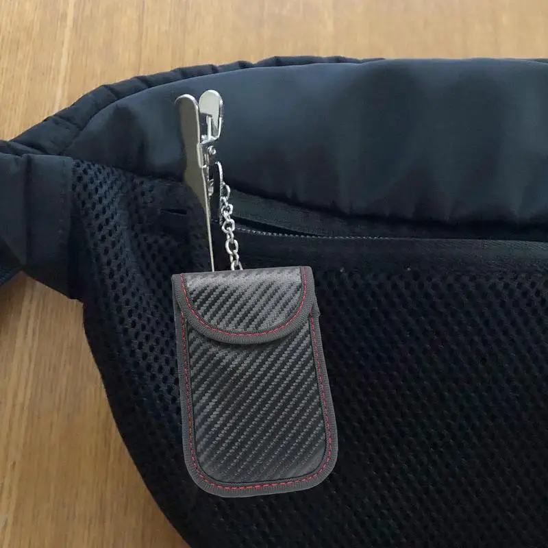 

Car Key Signal Blocker Case Carbon Fiber Signal Shield Case Protector Pouch For Car Keys Ring Keyless RFID Blocking Bag