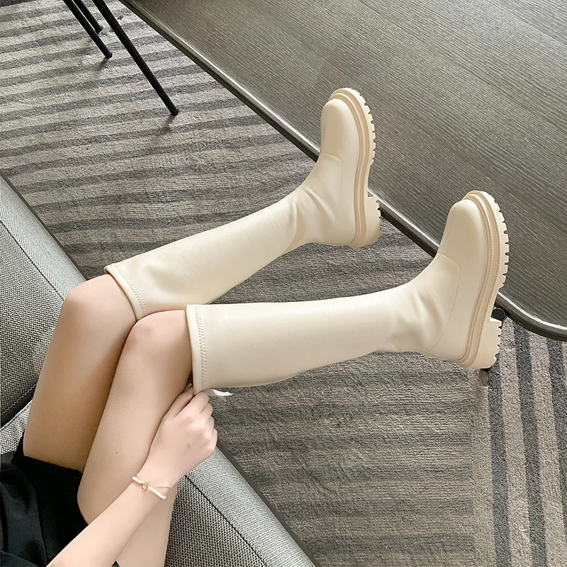 Aphixta зимние кожаные ботильоны с круглым носком на молнии бежевый лакированная