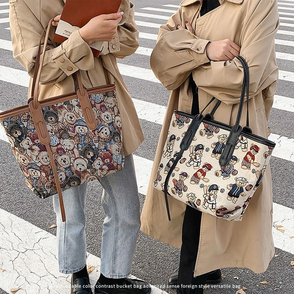 Рисунок 2 - Кожаная вместительная тканевая