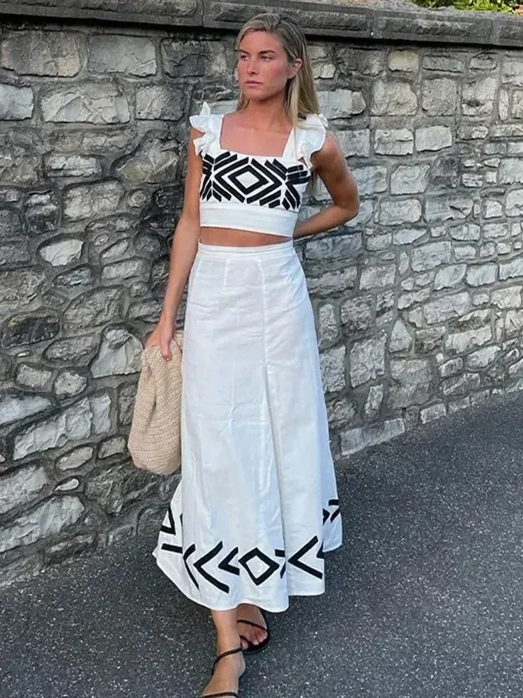 Женский Комплект Из Двух Предметов: Топ С Геометрическим Принтом И Бретелями.