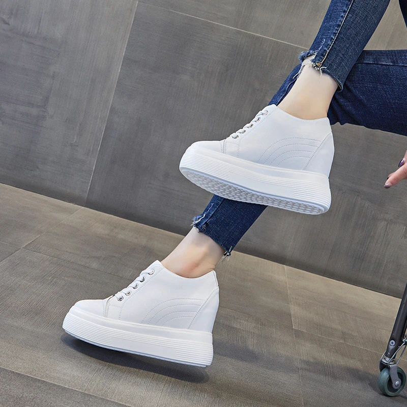 Женские массивные кроссовки осенняя повседневная женская обувь из натуральной