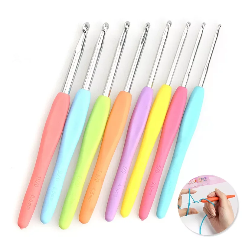 

Crochet Hook Set 2.5-6.0mm 8pcs/set Aluminum Ergonomic Crochet Needles with Colorful Soft Rubber Grip Cushioned Handles Needles