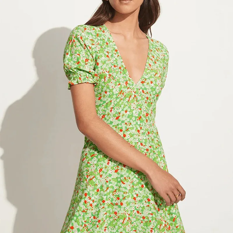 

Женское богемное платье-корсет с цветочным принтом, коротким рукавом-фонариком и V-образным вырезом