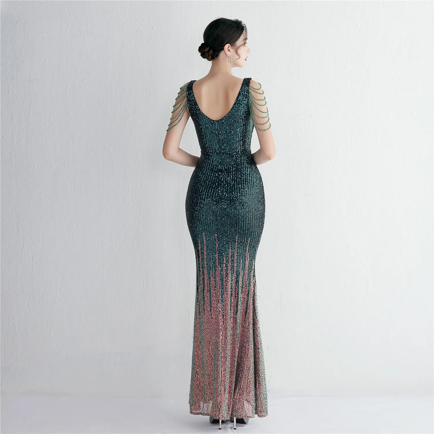 Deep V Neck Green Sequin Evening Dress Sexy Party Maxi Dress Women Beading Dress Long Prom Dress