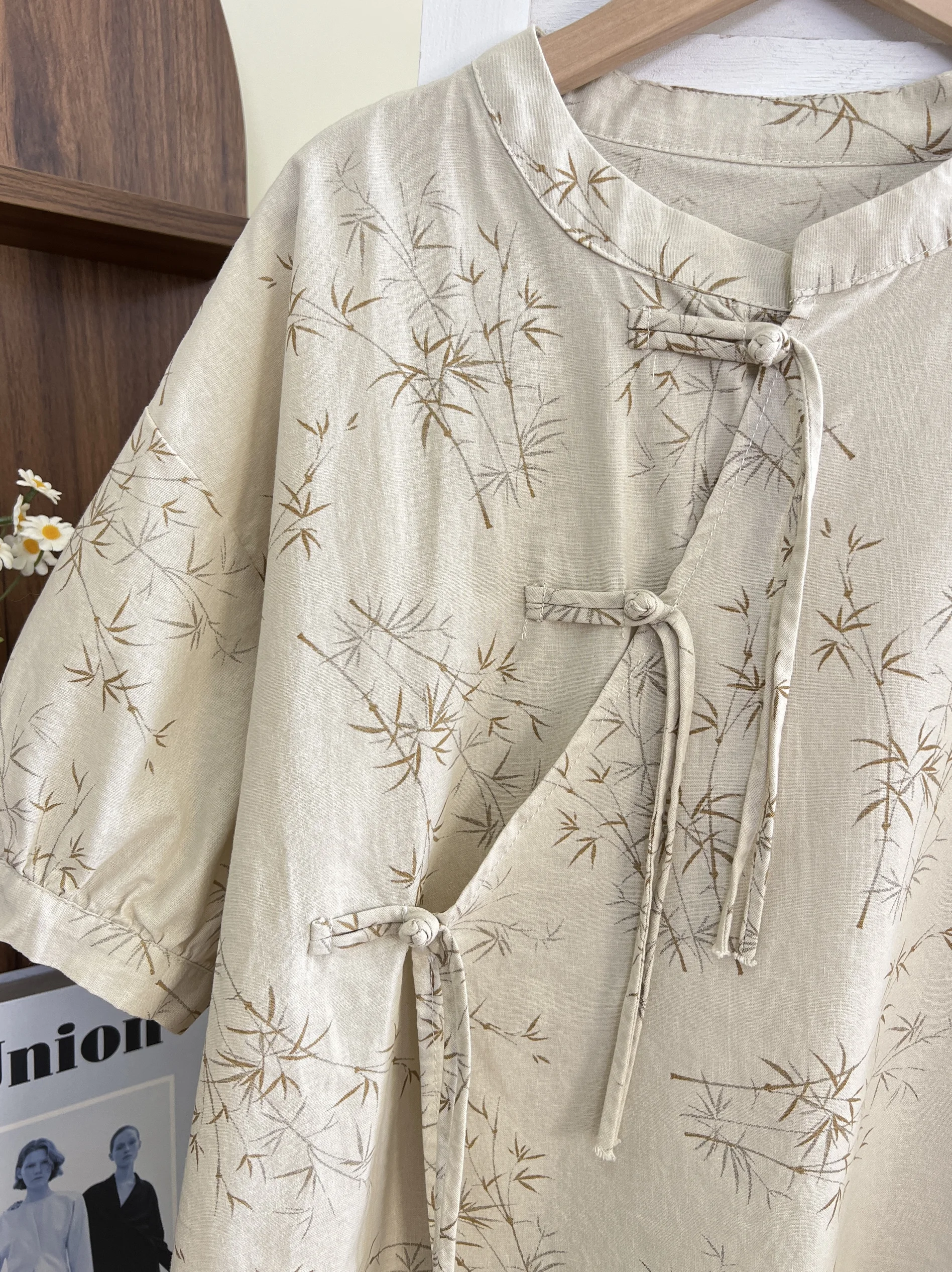 Japan fashion National Sle New Chinese Tassel Buckle Oblique Placket Bamboo Cotton Linen Short sleeve Small Shirt Loo... |