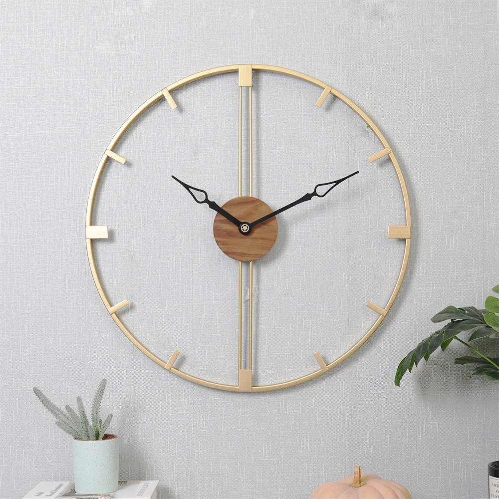 

Creative European Wall Clock Modern Design Metal Big Pointer Wall Clock Living Room Decorations Office Pendant Reloj De Pared