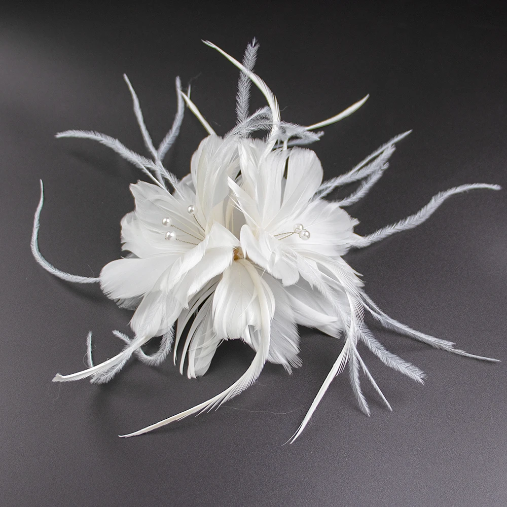 

1Pcs White Fashion Handmade Feather Flower Brooches for Women Corsage Lapel Pins Dress Hat Wedding Jewelry Clothing Accessories