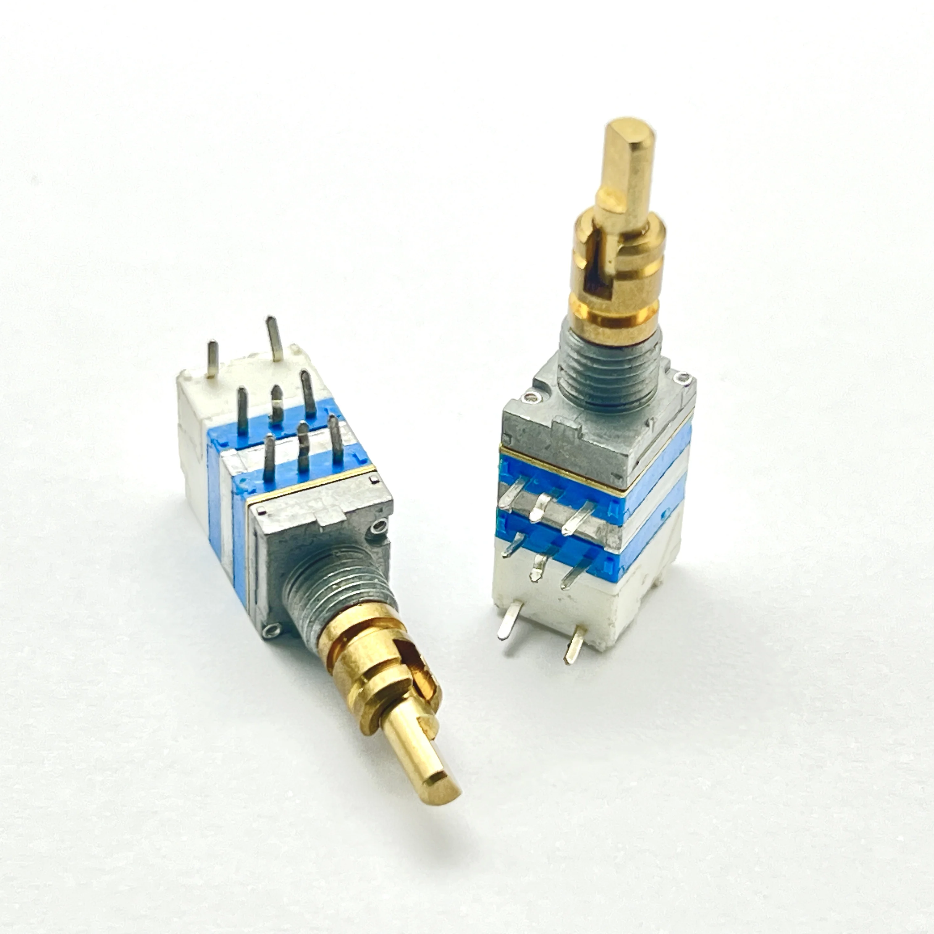 Фото Энкодер Vitex VX177 A20K с поворотным переключателем, 35-позиционный потенциометр, 20-позиционный энкодер, 1 шт. №1