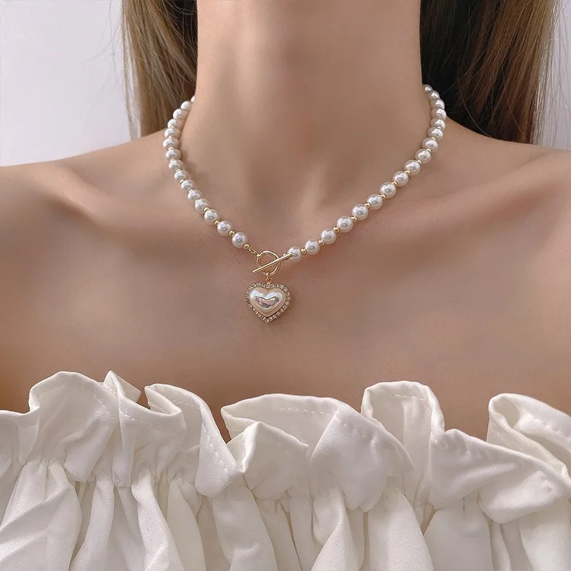 

Korean Fashion Pearl Heart Pendant Necklace for Women Shell Bead Clavicle Chain Choker 2023 Boho Fashion Party Jewelry Gift