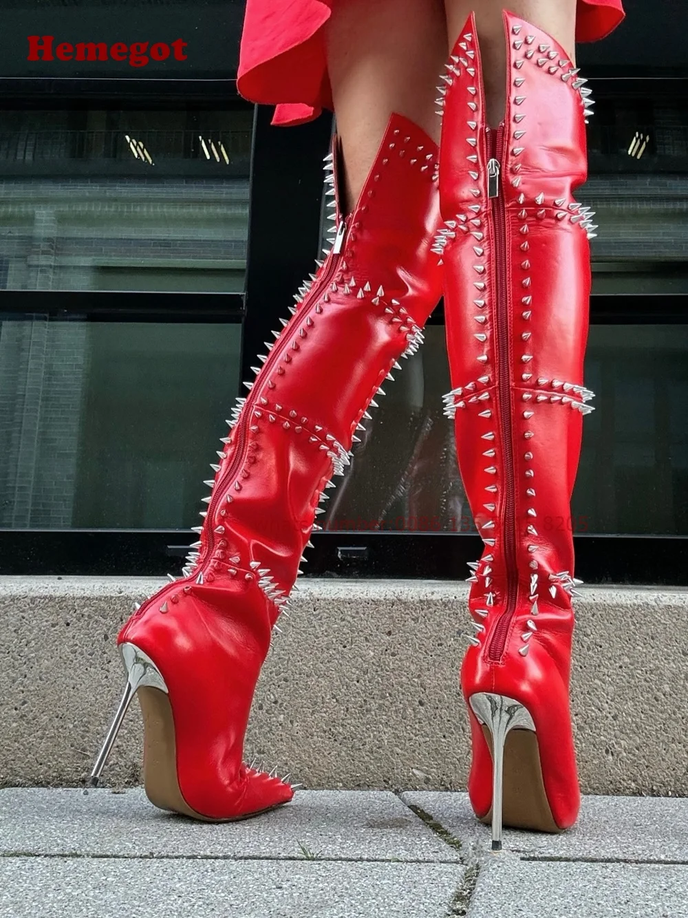 Высокие сапоги до бедра на шпильке с серебряными заклепками женские высокие