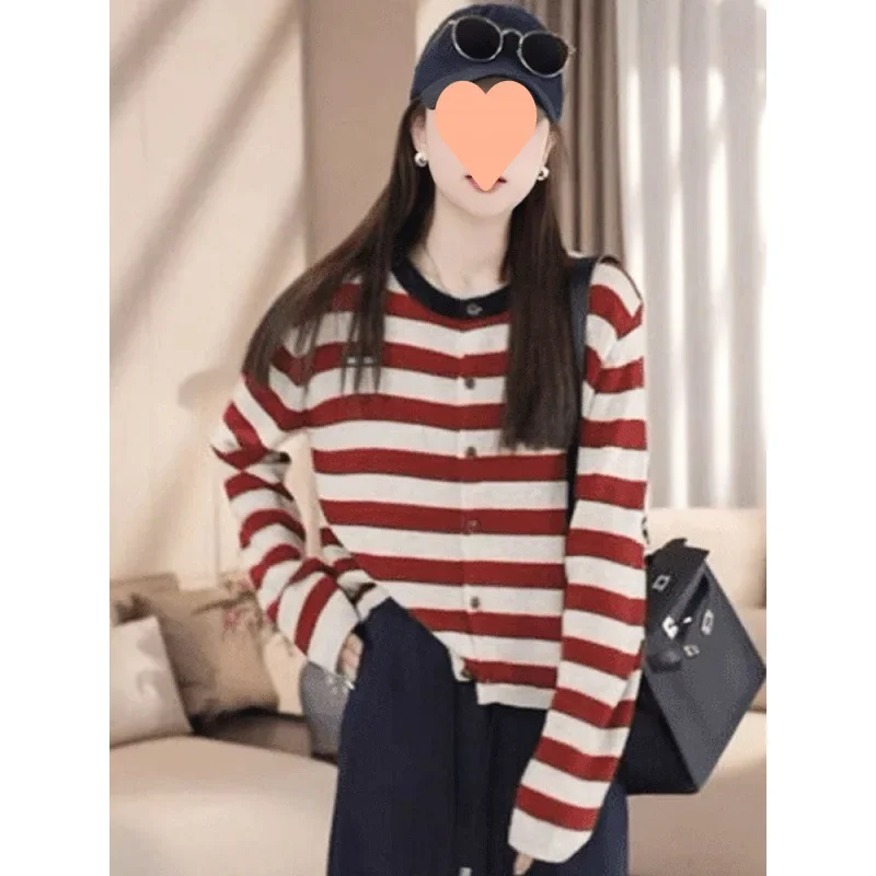 Ранняя осень полосатый вязаный топ женский 2024 новый весенне-осенний кардиган
