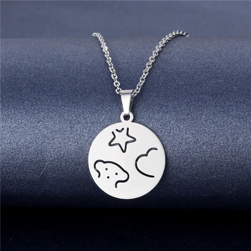 

Bear Necklaces for Women Stainless Steel Mom Baby Bear Pendants Set Mother's Day Birthday Gift Jewelry Round Pendant Necklace