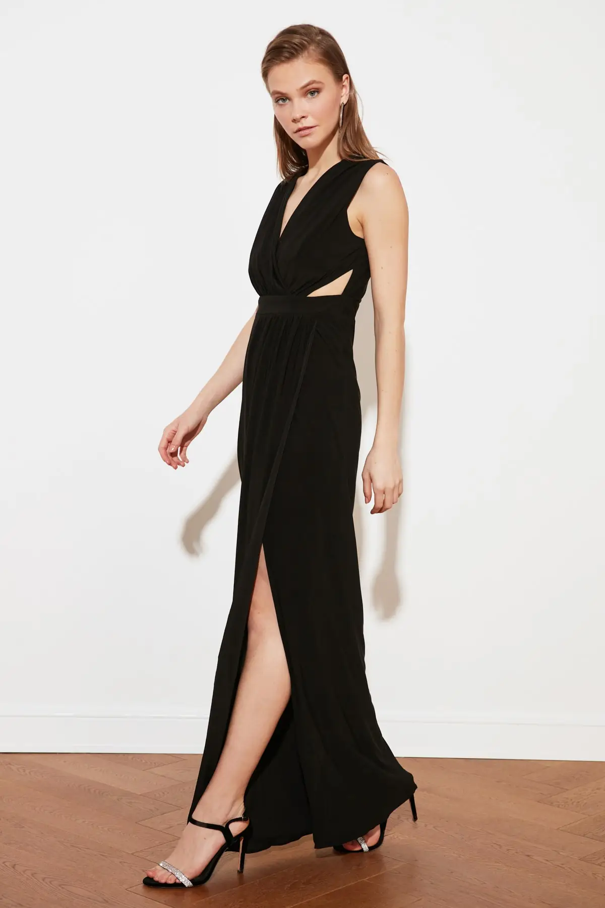 Вечернее платье с заниженной талией TPRSS19UT0095|Вечерние платья| |