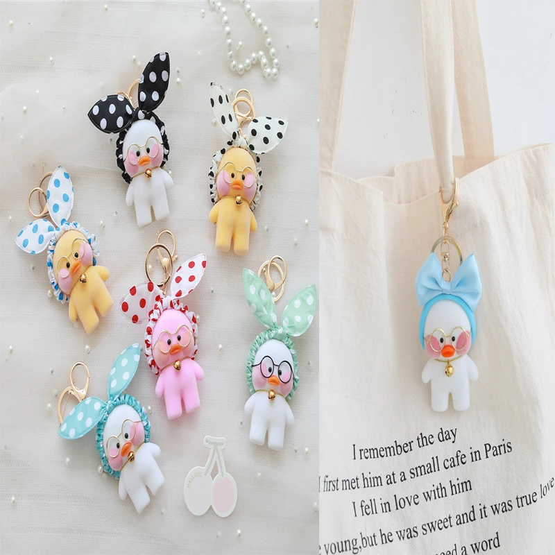 

Cute Hyaluronic Acid Yellow Duck Doll Car Key Chain Female Creative Bell Lovely Bag Pendant Ornaments Keychain for Girls