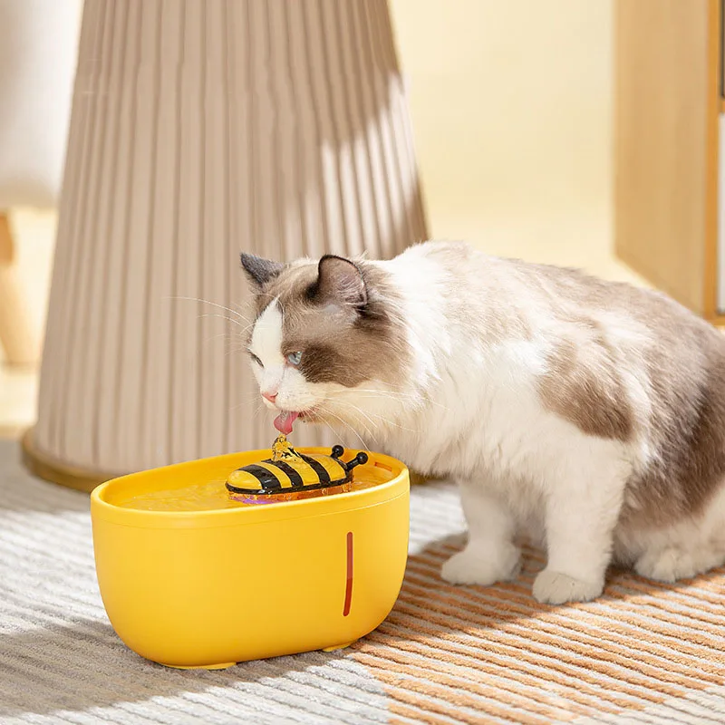 

2000ml Pet Supplies Small Bee Automatic Drinking Fountain Cat Drinking Bowl Filter Dog Drinking Basin Feeding Water Supplies