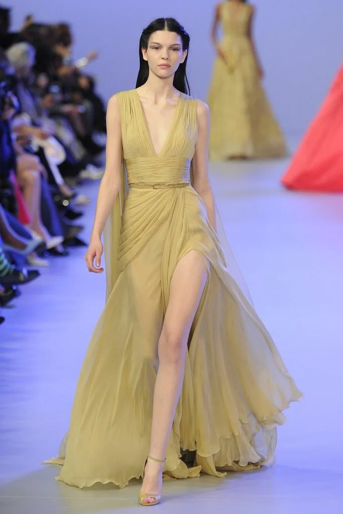 

Женское вечернее платье с V-образным вырезом, а-силуэт