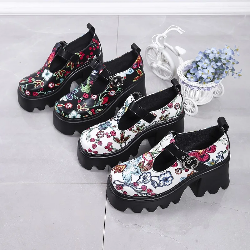 

Fashion Lolita Shoes Female Japanese Retro Student JK Uniform High Heels Platform Increase Printed Casual Women Mary Jane Shoes