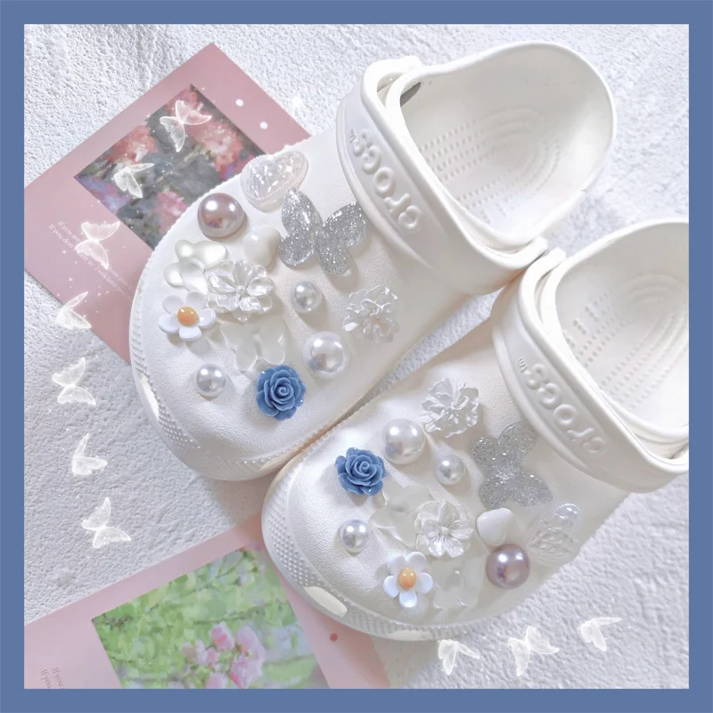 

Luxury Rhinestone Croc Charms Designer Elegant Women Bundle Charms for Crocs Fashion Quality Clogs Shoe Buckle 2022 Girls Gift