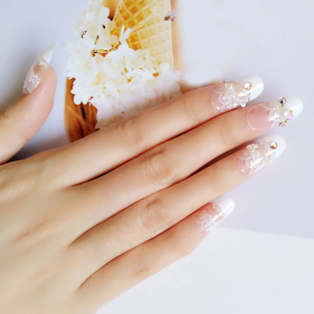 

24 Pcs/Set Women Lady 3D False Unha Postiça With Glue Transparent Lace Designed Full Wrapped Tips Wedding Bride Fake Nail Uñas