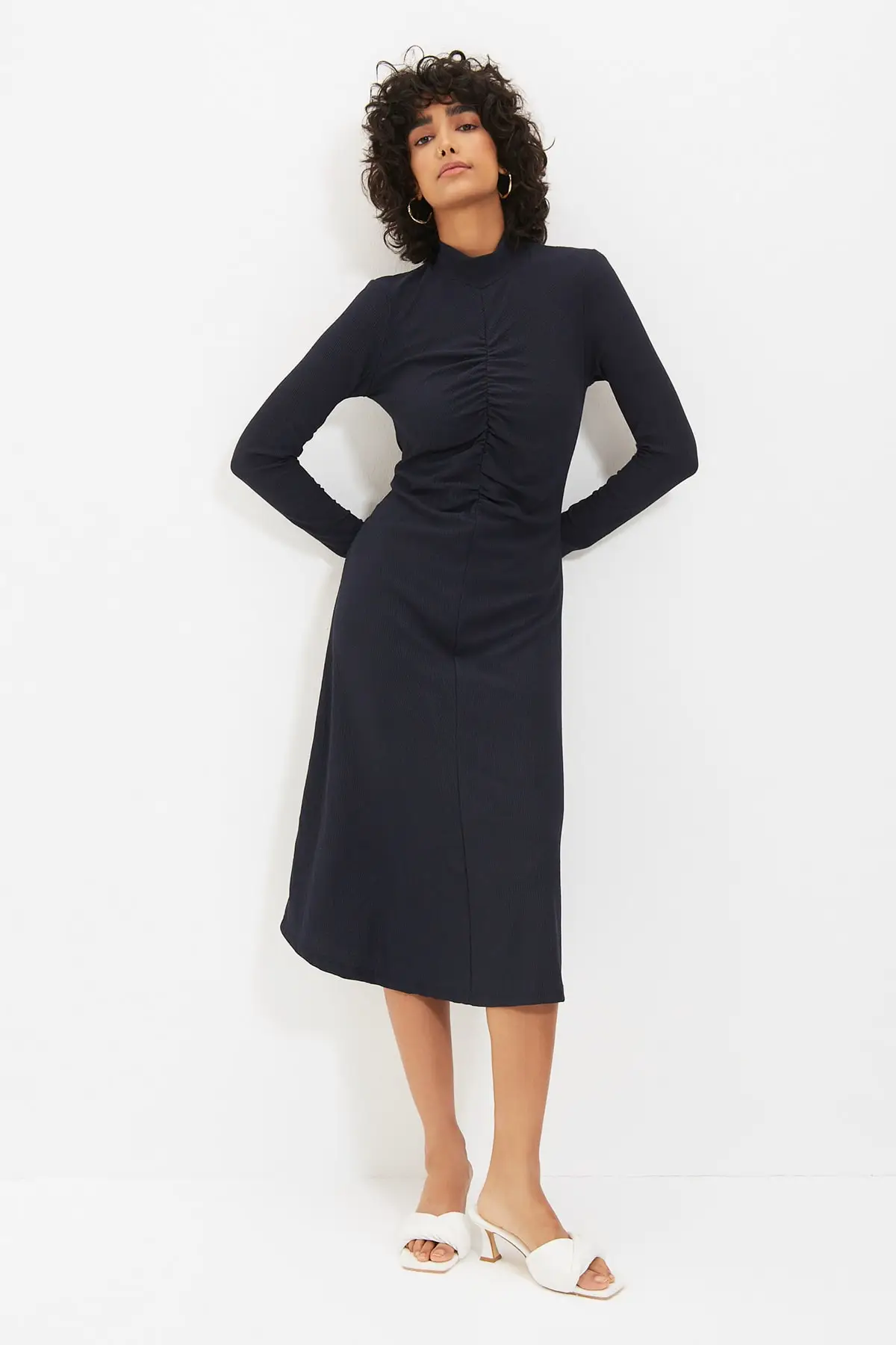 Trendyol Upright Collar Maxi Knitted Dress TWOAW22EL0140